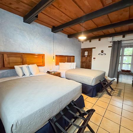 Hotel Cacique Real Antigua Buitenkant foto