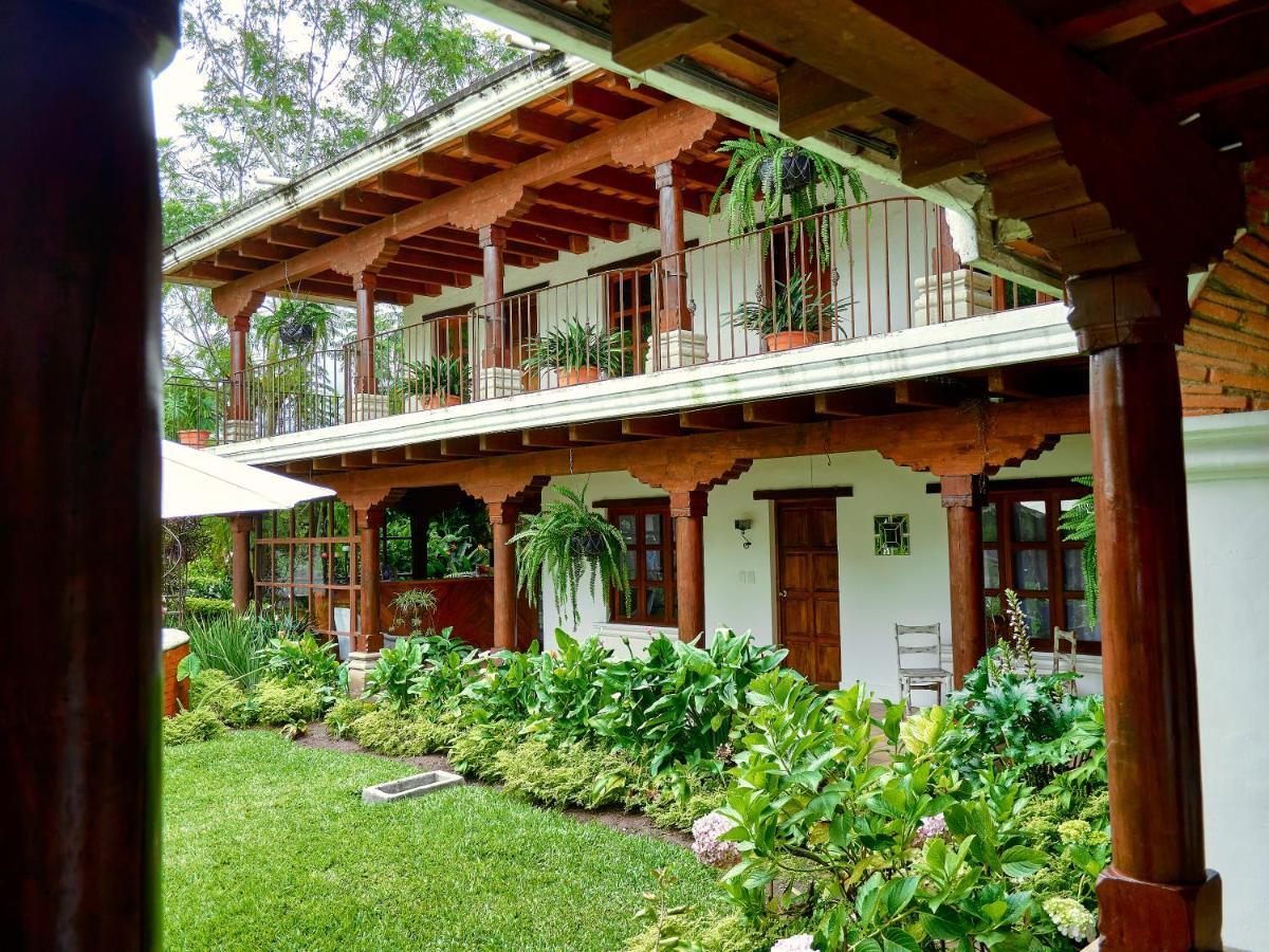 Hotel Cacique Real Antigua Buitenkant foto