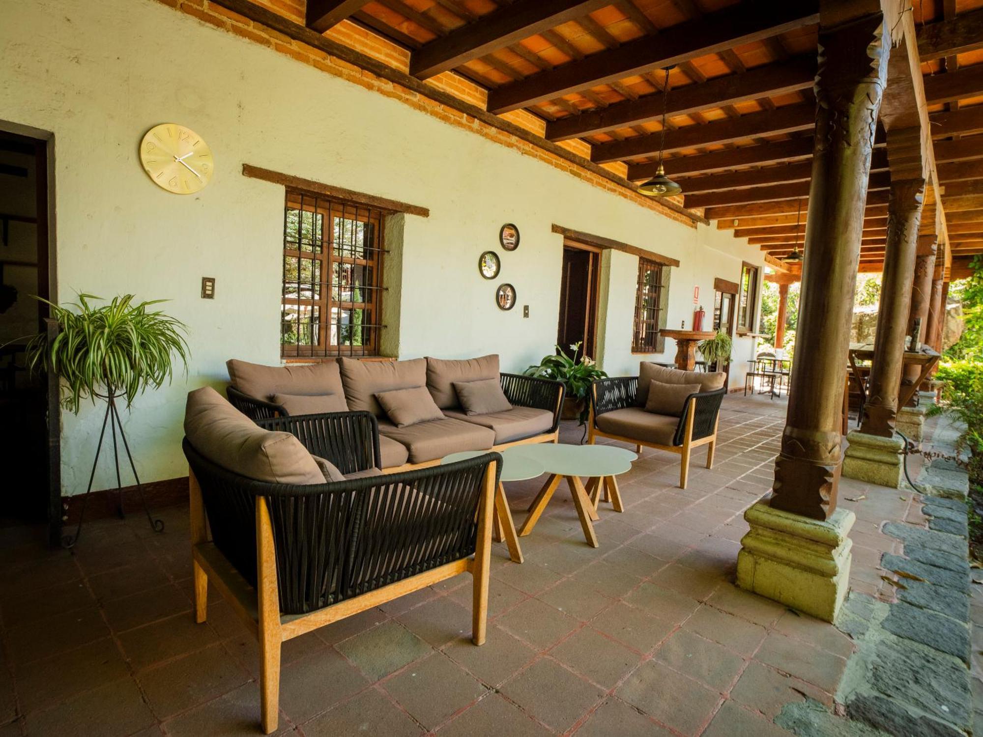 Hotel Cacique Real Antigua Buitenkant foto